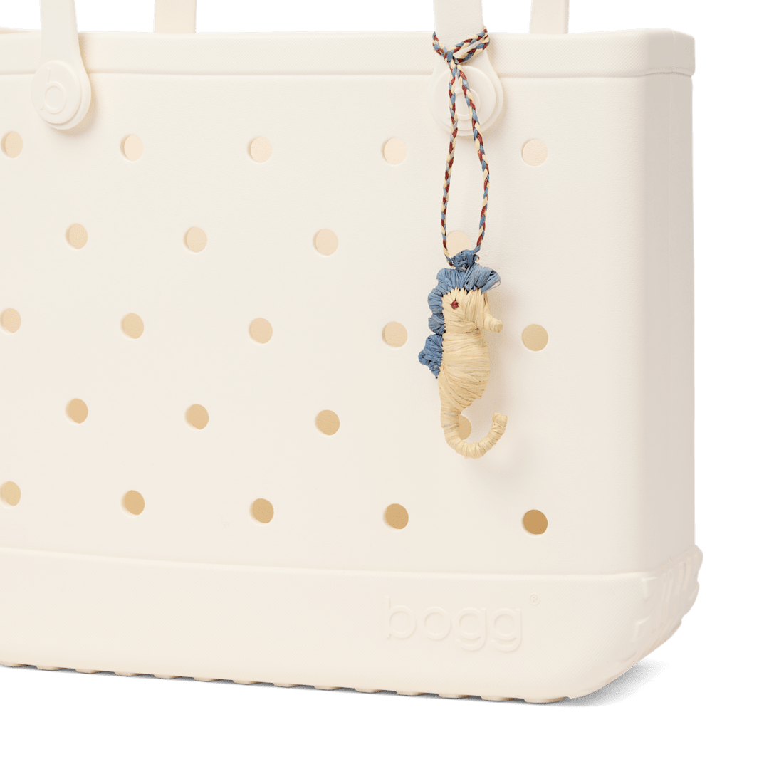 Bogg'd & Charmed - Raffia Seahorse - Image 2